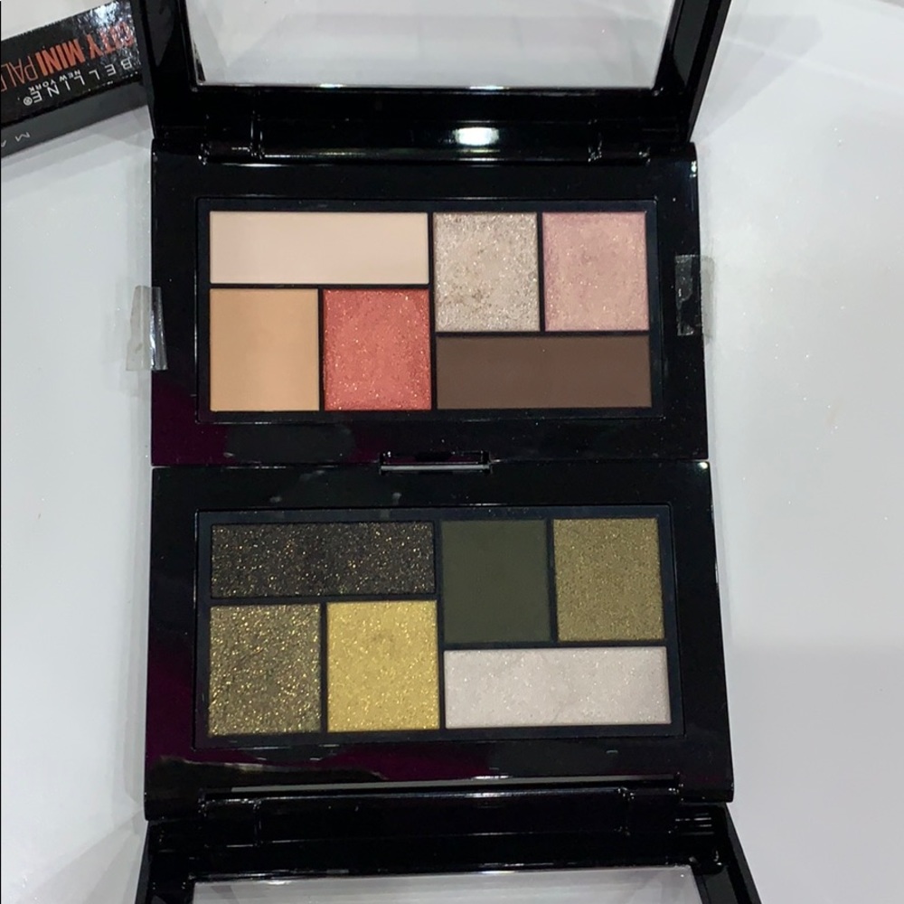 Eyeshadow Bundle - Picture 4 of 6